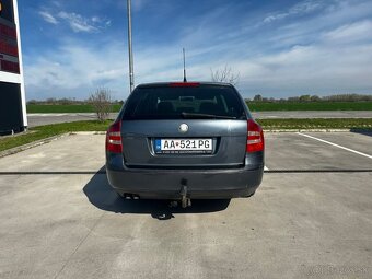 Škoda Octavia Combi 2.0TDI - 6