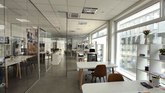 126m2 obchodný priestor s veľkým preskleným výkladom, Račian - 6
