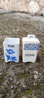 Stojan, koreničky, kandlička, peračník, ošatka.. - 6