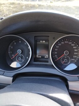 Volksvagen Golf - 6