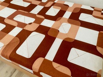 Postel Válenda s úložným priestorom ako nové - 6