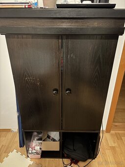 Darujem za odvoz skrine - 6