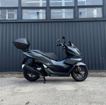 NA PREDAJ Honda PCX 125 - 6