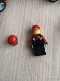 Lego City 60084 Prepravný kamión na pretekárske motorky - 6