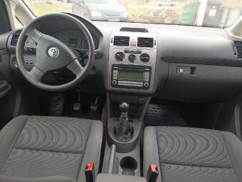 Volkswagen Touran - 6