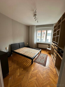 Bývanie pri Bratislavskom hrade - prenájom veľkého zariadené - 6