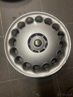 Predám puklice Alfa Romeo R15 – sada 4 kusy - 6