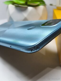 Predám mobilný telefón Realme C21 - 6