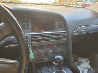 Audi A6 3.0 Quattro - 6