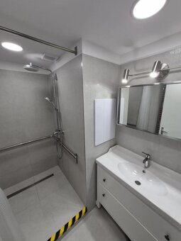 Príjemný 3 izbový byt s balkónmi na PREDAJ - KOMÁRNO  ksk-15 - 6