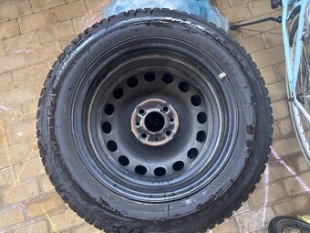 Pneumatiky plus plechové disky Fiat 500 … - 6