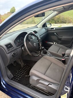 Volkswagen Golf 5 - 6
