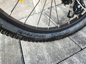 Predám detský 20"bicykel CTM JERRY 2.0 matná neónová červen - 6