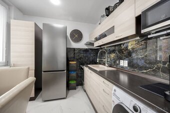 NA PRENÁJOM: Kompletne zariadený 1-izbový byt, Hodálova, BA  - 6