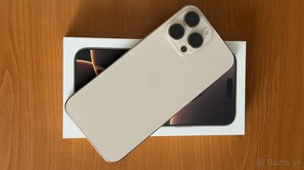 Apple iPhone 16 Pro Max 256GB čierny, zlatý - 6