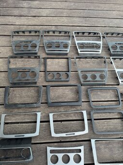 Rámik okolo rádia a páky - 6