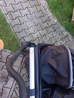 Thule kočík pre dvojičky - 6