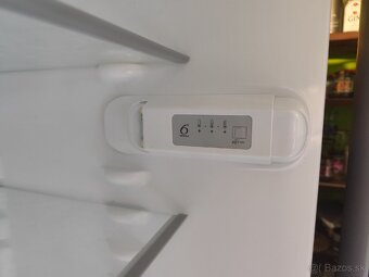 Chladnička s mrazničkou - 6