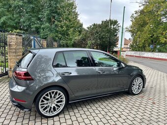 VW Golf R 7.5 DSG ,228kw,4x4 - 6