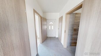 ŠIKOVNÝ 4 IZBOVÝ RODINNÝ DOM V ŠTANDARDE,2xPARKOVACIE MIESTO - 6