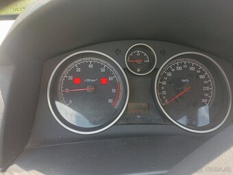Opel Astra 1.6 benzín - 6