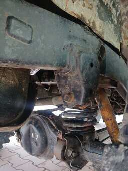 Toyota land cruiser lj70 - 6