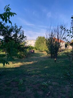 Na predaj rodinný dom s veľkým pozemkom a možnou ďalšou inve - 6