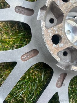 ASA REVOLUTION BY BBS 5x112 DVOJROZMER 8/9J R18 - 6
