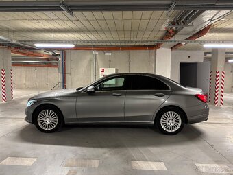 Mercedes C - 6