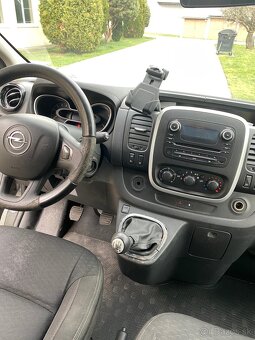 Opel vivaro long - 6