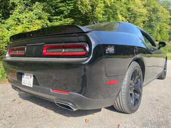 ‼️ Top Ponuka ‼️ Dodge Challenger 5.7 Hemi V8 - 6