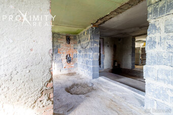 Rodinný dom v Ruskove s veľkým potenciálom - 6