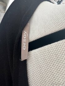 Úpletové šaty Orsay a topánky - 6