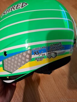 Prilba na lyžovanie - 6