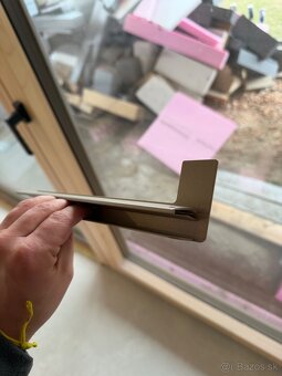 Predam hlinikove parapety 260mm - 6