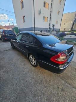 MERCEDES W211,E220CDI,125KW ROK 2008 - 6