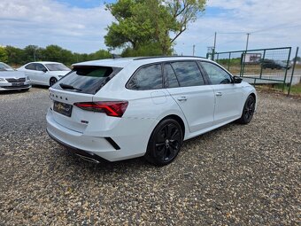 Škoda Octavia Combi RS DSG 4x4 - 6