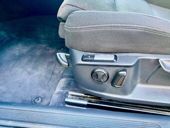 Predám VW Passat B8, DSG automat r.v.:2016 - 6