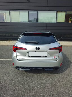 Toyota Corolla Combi 2.0 Hybrid GR Sport + Dynamic - 6