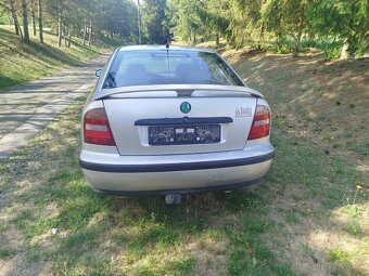 Škoda Octavia 1.6 benzín 55kW - 6
