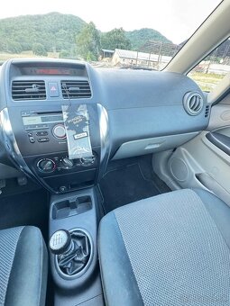 Predám Suzuki SX4 v zachovalom STAVE - 6