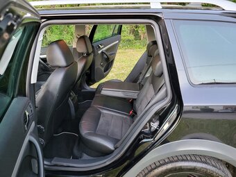 Skoda octavia 2.0 tdi scout 4x4 alcantara webasto - 6