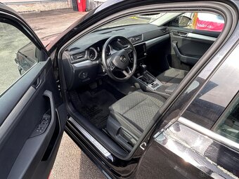 Škoda Superb Combi 2.0 TDI 4x4 - 6