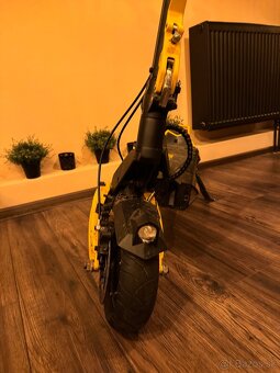 E-Kolobežka Vsett 10+ Lite - 6