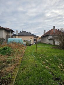 3i RD v tichej ulici s nízkymi mes.nákladmi Krušovce-PREDAJ - 6