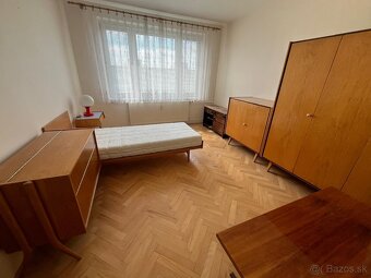 Na predaj priestranný 3-izbový byt, 82 m² – Prievidza, ul. L - 6