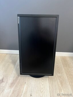 Lenovo monitor - 6