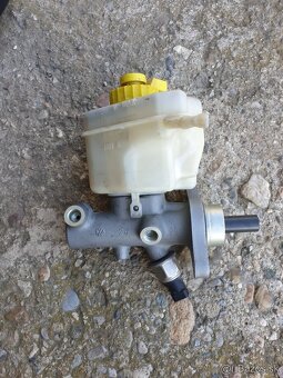 Rozpredam Vw Touareg 3,2 benzin 162kw - 6