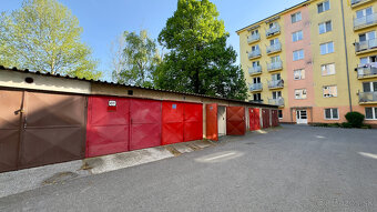 GARÁŽ - HLINKOVA - MEDZI ČÍSLAMI 29 - 39 - 6