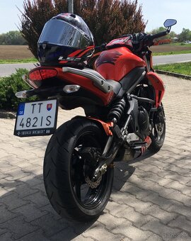Kawasaki ER6n - 6